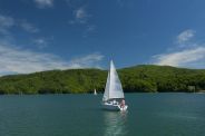 Day Cruiser in barca a vela sul Lago d\'Iseo